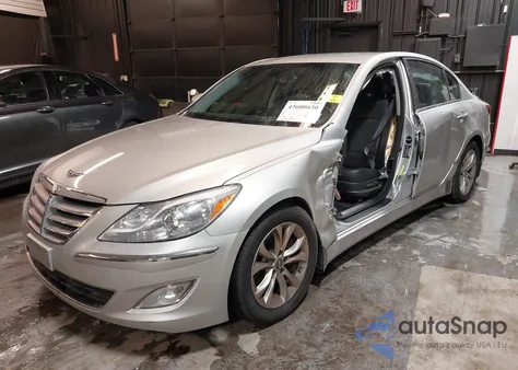 2013 Hyundai Genesis 3.8 z USA, uszkodzony, nr VIN KMHGC4DD6DU250217